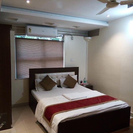 Oyo 3512 Hotel Crystal Residency Джамшедпур Екстериор снимка